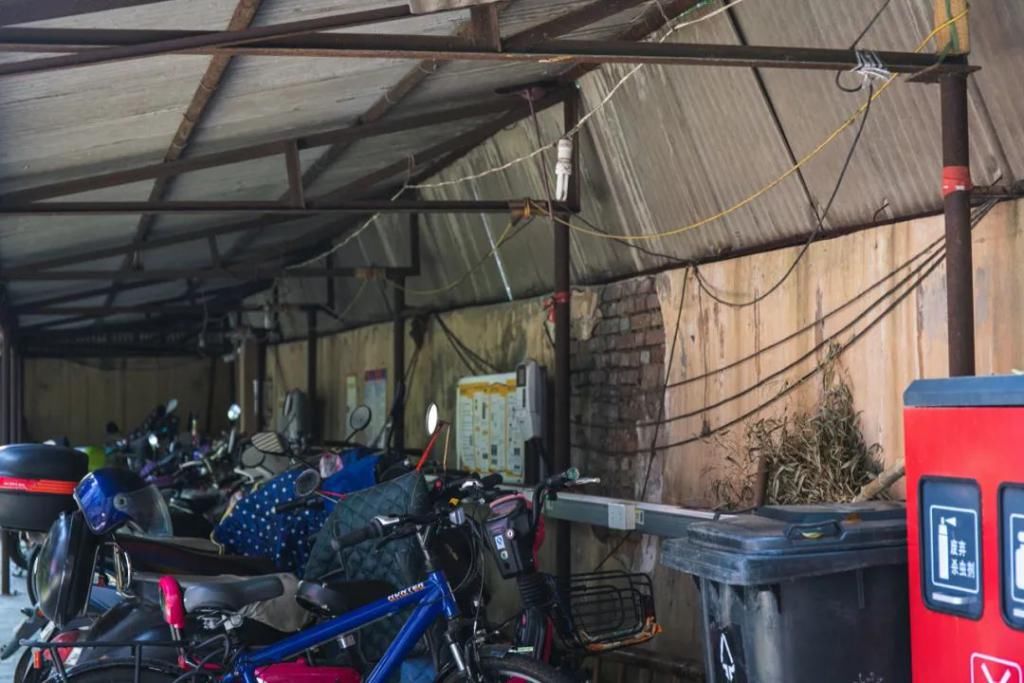  实拍|实拍！多起电瓶车室内充电引发火灾事故！太吓人了！