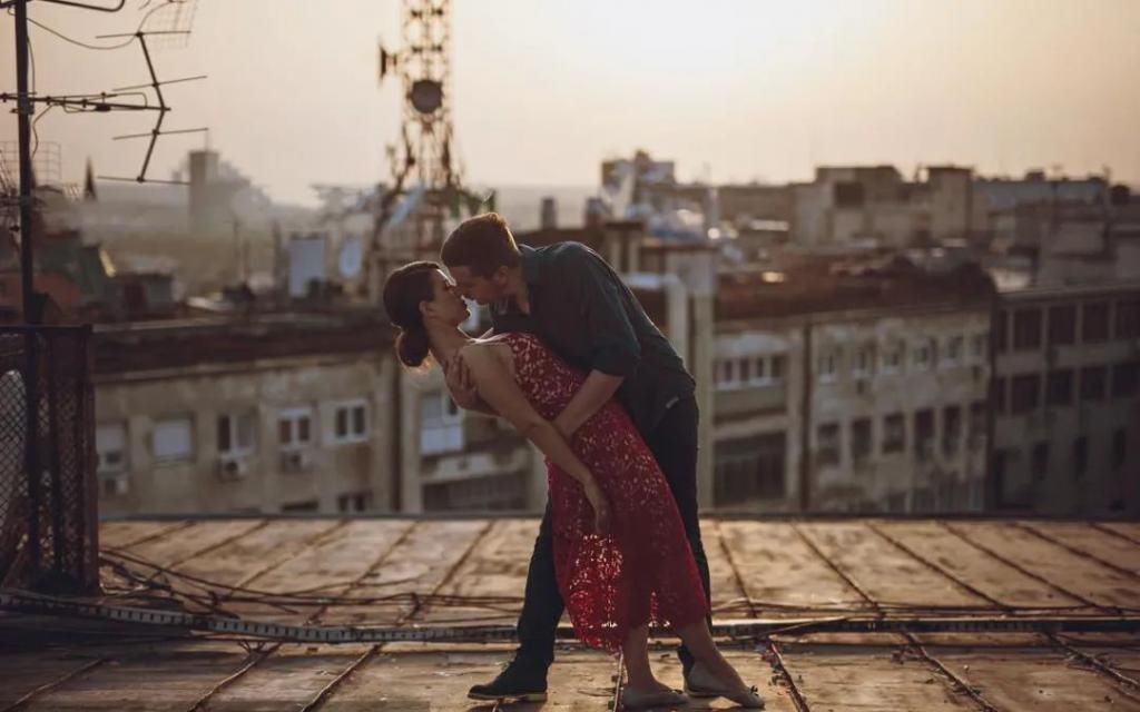  表姐小怡|婚姻扎心真相：你要明白，爱情是飘在天上的，而婚姻是站在地上的