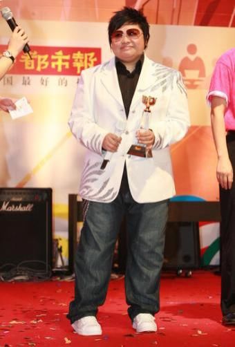 经历|经历三段感情之后,韩红终于找到了她的归属?愿幸福