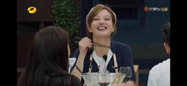 赵薇|没了赵薇的《中餐厅》风波不断,为何赵薇成了中餐厅的高光时刻?