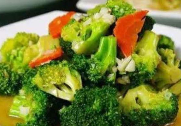 清淡|多给家人吃的养生青菜,营养丰富,清淡美味,鸡鸭鱼肉也不换