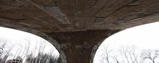 鲁班|桥上的驴蹄印、车辙印是后做的我认,但赵州桥咋也会是后建的呢