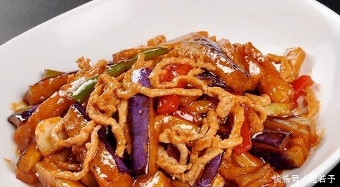 油亮|鲜嫩可口香味四溢，营养美味色泽油亮，孩子能多吃一碗饭