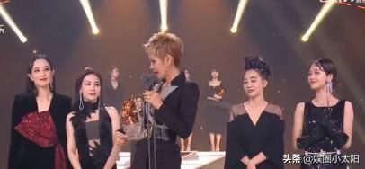  李斯|宁静C位出道却说想单飞！还无视李斯丹妮，黄晓明杨澜都救场无效