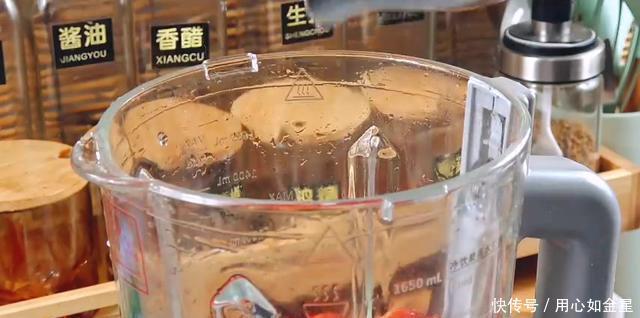 做法|草莓酱新做法,酸甜可口,简单易学,孩子一顿吃不够