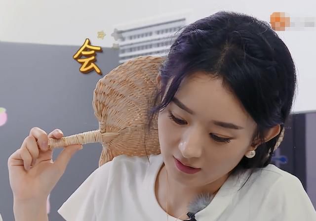  平时|《中餐厅》赵丽颖秀刀工，特写刀工和成品菜，平时是否下厨很显然