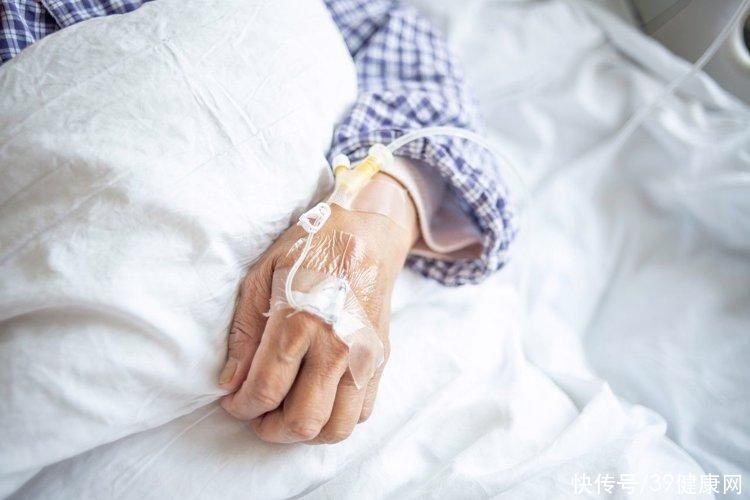 肠镜检查粪便常规检查能查出癌吗(男子大便带油花，反复检查肠镜正常，最终发现竟是癌中之王)