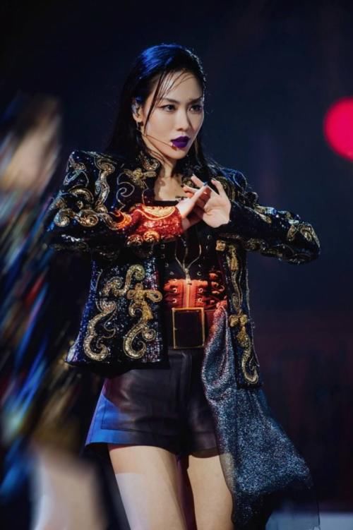  不在乎|乘风破浪的姐姐：宁静不在乎的“成团位”，却是王霏霏最大的渴望