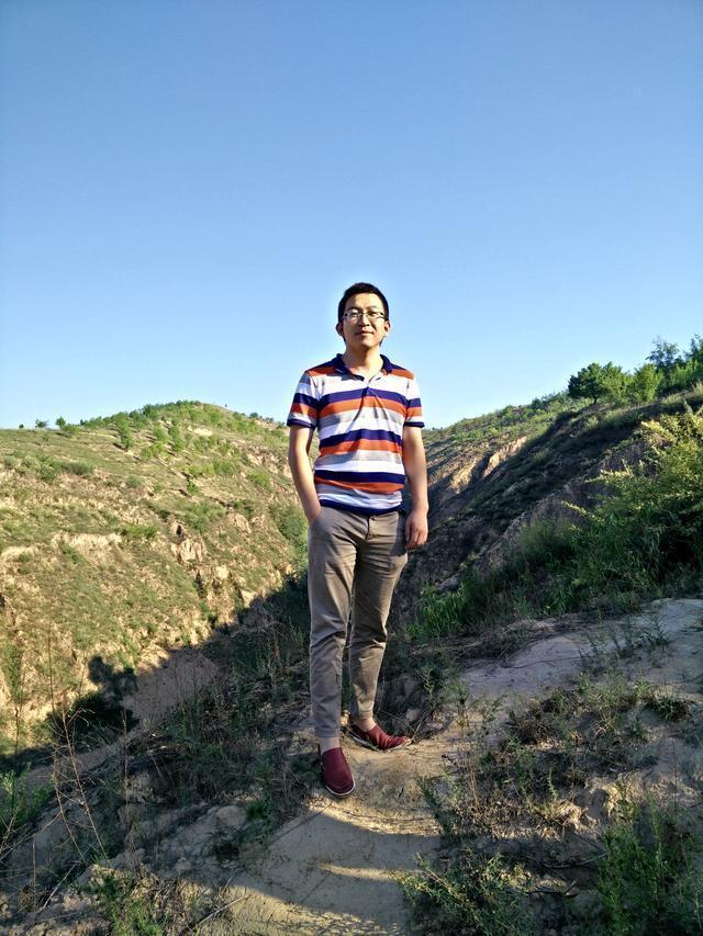 艺术家|灵遁者油画作品《潜意识》真相并不是那么容易得到