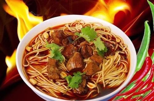 牛肉面|好吃到连汤都喝完的面食,你不馋吗?