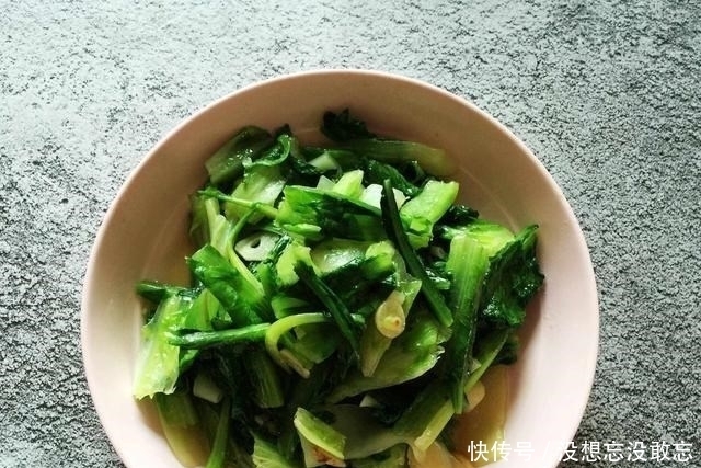 儿子|迎接儿子回家,3荤1素配杂粮饭,他最爱这一道菜,一口气吃十几颗