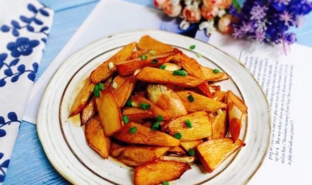 比肉|这道菜含有17种氨基酸，油焖吃下饭又营养，比肉还好吃！