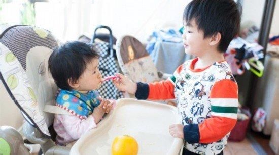 摆在|2020年新生儿数量将跌破1000万?现实问题摆在那,难怪都不愿生