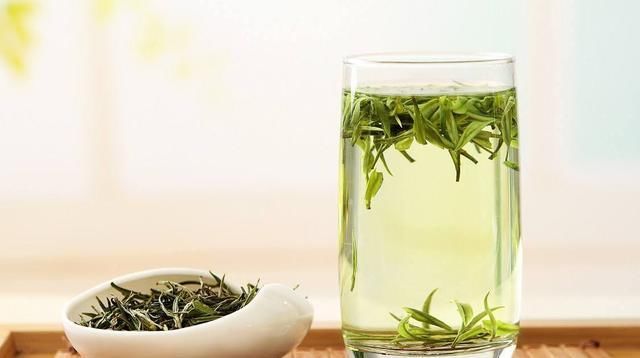 绿茶|炎炎夏日,就应该喝这两种茶,好处真多