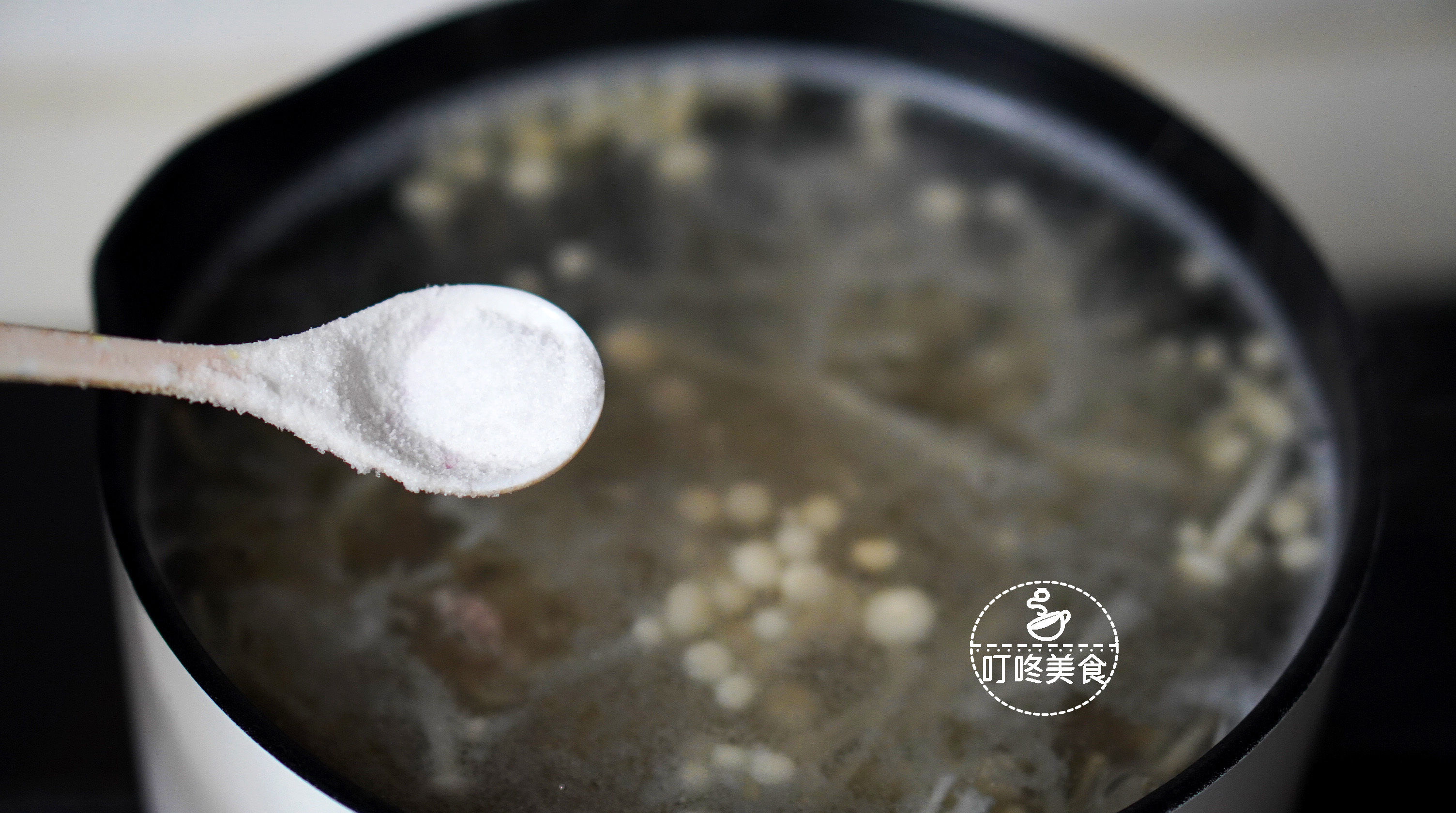 道菜|入秋后,多做此道菜,3块钱一斤,鲜美又营养,炖肉汤全家都爱喝