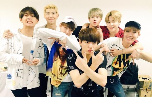  上热|EXO无故上热搜，评论底下全是和BTS相关争议，网友：用意很明显