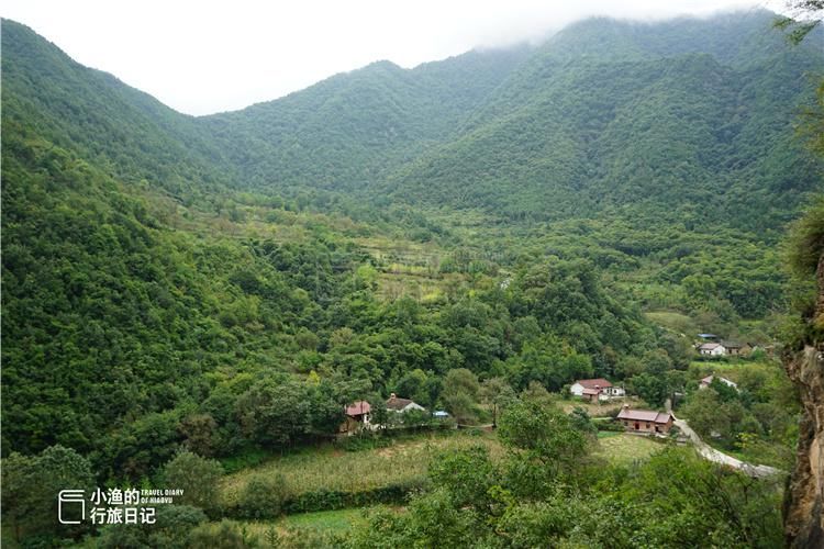  四合院|陕南秦岭神秘古村，不通车只能步行，住北方四合院还说关中话