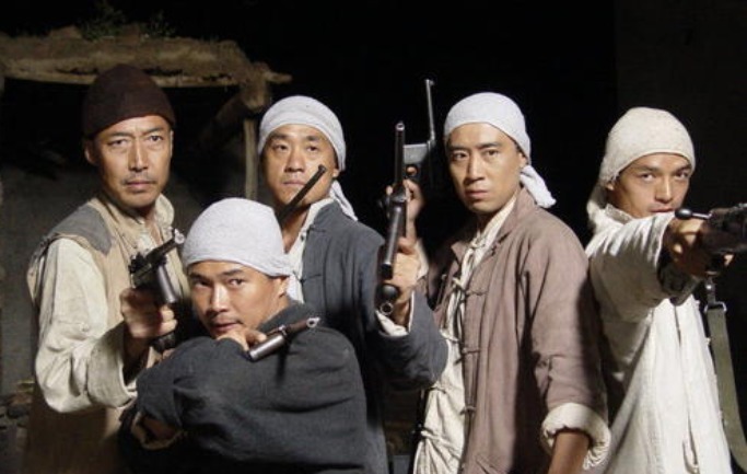 称为|他被称为军中吕布，曾一口气砍杀27个鬼子，还被主席亲自接见