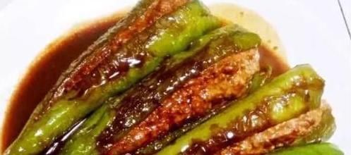  老爷子|青椒和它是绝配，煎了浇汁，比虎皮青椒香，老爷子直夸：没白疼你