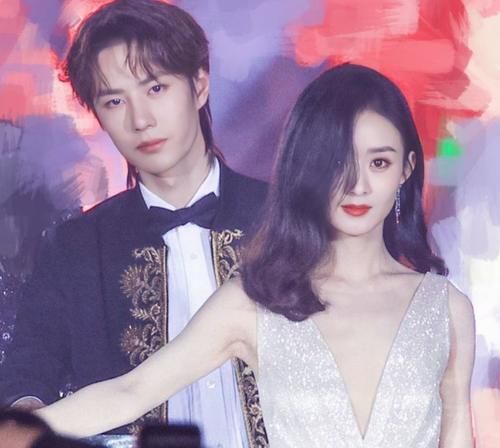  美食|《有翡》初上节目，赵丽颖很照顾‘弟弟’王一博，吃美食同喝一碗汤