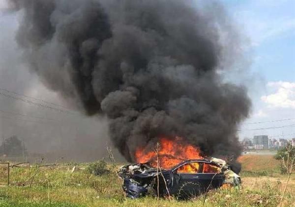 辆特斯拉|网传特斯拉Model3自动提速刹车失灵后碰撞起火现场火光冲天