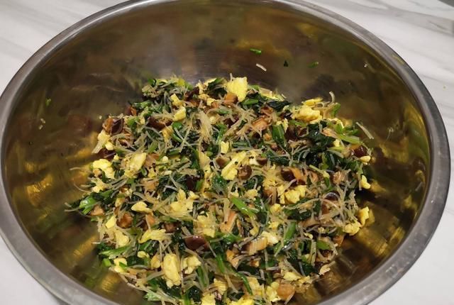 好吃|早餐就馋此饼,皮薄馅大味道香,比外面卖的还好吃,放凉也不硬