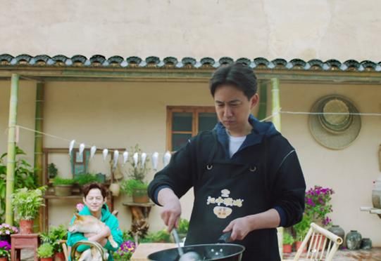  摆放|李宇春被称宝藏女神，只因她的冰箱食材摆放，引网友炸锅