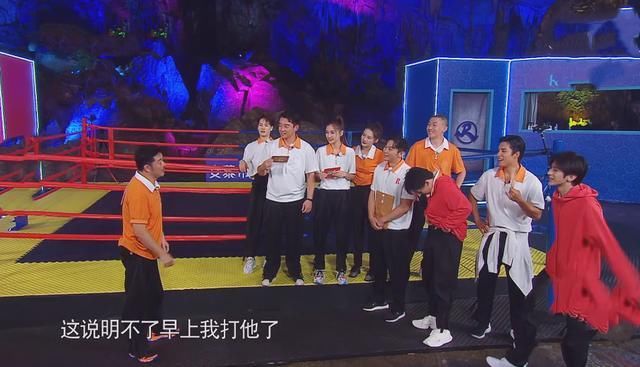  一期|最新一期的《奔跑吧》李晨获胜了，却哭了，杨颖的一句话叫人深思