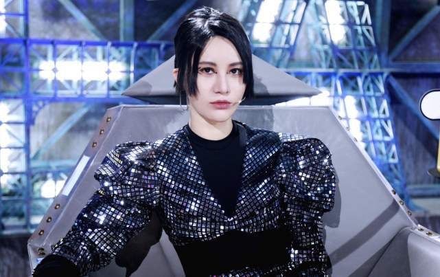 当场|李健当场向选手发难?看似尖锐的提问,实际是为了让她更好选择