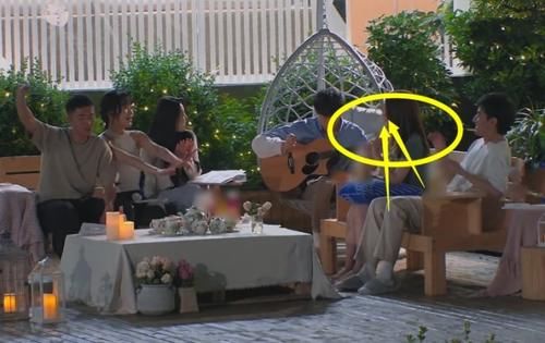  镜头记录|心动的信号：女一作秀痕迹太明显，说谎被捅破不自知，尬到令人发指