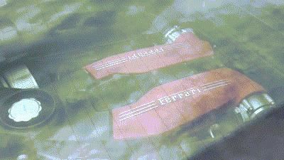  扣留该机动|法拉利送去维修，保险公司一看：马上报警