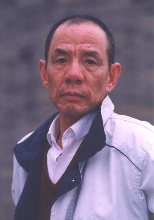 导演|老戏骨魏宗万：导演跪求他拍戏，一生不接广告，至今住出租房