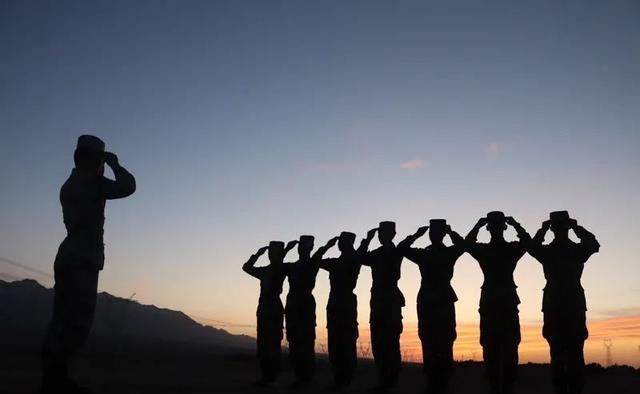  收藏|当青春遇上军旅！快来收藏这组大漠热血剪影