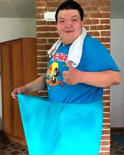 真的|日本史上最重相扑,一年内狂减 200 斤,真的不要太萌了