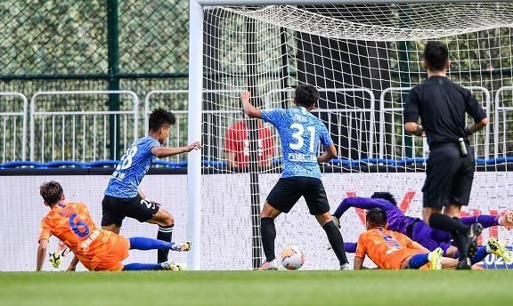  对手|首秀送对手三闷棍 谁能挡住鲁能的头球BUFF？