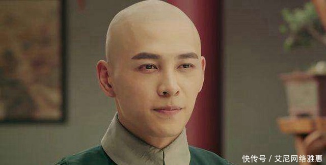 巨变|裕太妃送来碟糕点时，乾隆为何脸色巨变？难怪弘昼敢觊觎妃子！