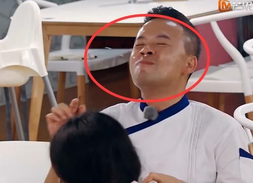 担当|张亮一己之力成中餐厅搞笑担当,一句话令赵丽颖当场喷饭