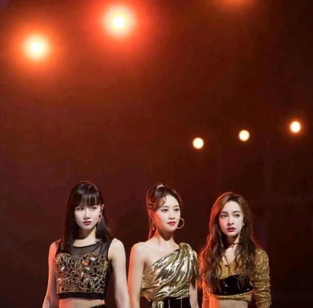 姐姐们|《浪姐》复活赛制遭质疑,许飞或成为返场第一人,你期待吗