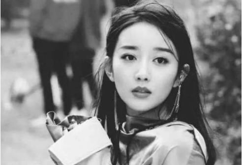 镜头|她曾在《非诚勿扰》观众席,因一个镜头被星探看中,如今成演员