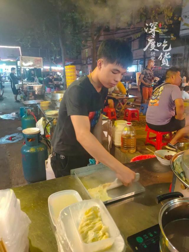 北站|从街头吃到街尾的北站夜市，10＋种美食不重样！