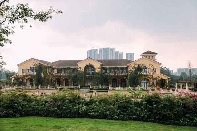  丝绸|“隐秘的角落”第二弹，你的家门口或许就隐藏着“诗与远方”