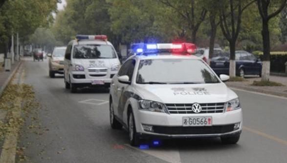 警察|警察为什么抓犯人一定要鸣笛？不怕坏人逃跑吗？说出来你可能不信