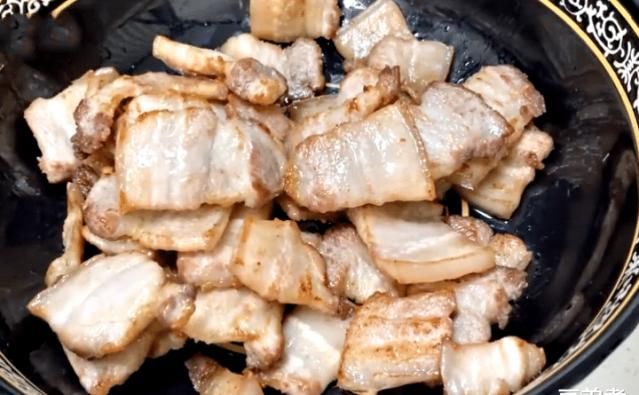 脆爽|想吃坛子肉不要出去买,教你在家做,香辣脆爽,比牛羊肉还好吃