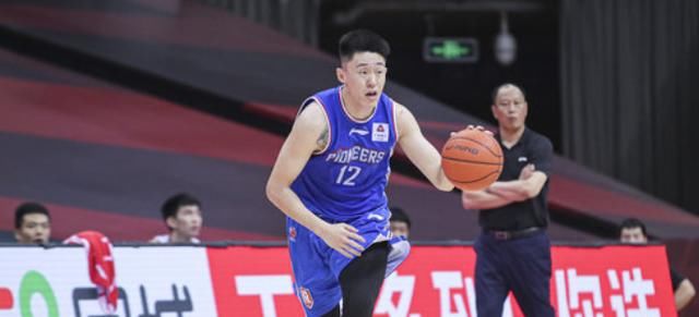  撕裂|天津官方：刘帅左腿内侧副韧带撕裂，需休战一个月