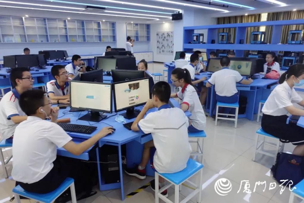 联合|快讯!厦门这所中学和清华、北大、复旦、上交大、哈工大等联合建实验室!