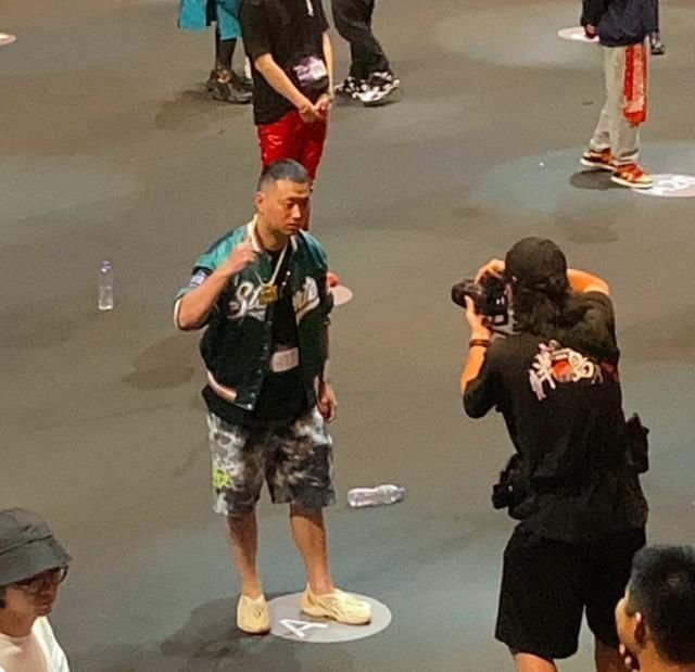 吴亦凡|这就是药水哥的实力!与吴亦凡同台牌面拉满,晋级后网友看懵