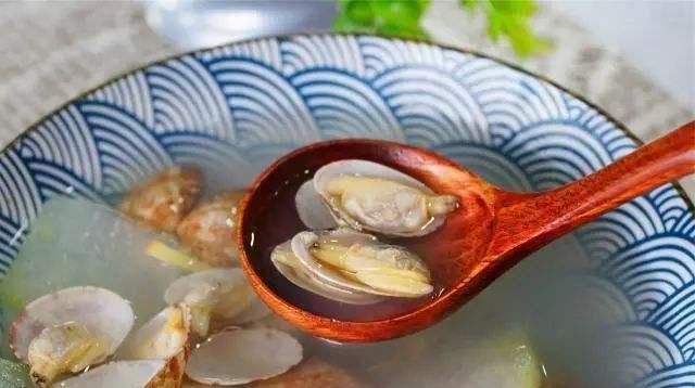  块钱|三伏天，宁可少吃猪肉，也要多喝此汤，清热解暑，才16块钱一斤