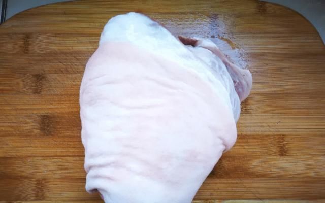 酥软|卤猪蹄,调卤汁很多人会出错,用它调汁,酥软喷香,大人小孩爱吃