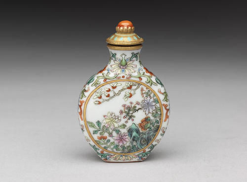 拿乎|台北故宫新展“士拿乎”：方寸间的鼻烟壶与清宫微型艺术