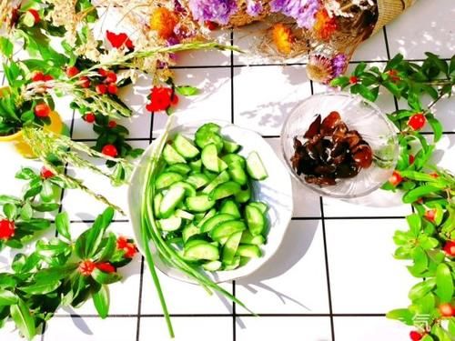  超过|泡木耳超过这个时间就千万别吃了，否则会中毒